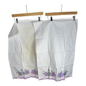 Floral Embroidered Pillowcases‎ Set